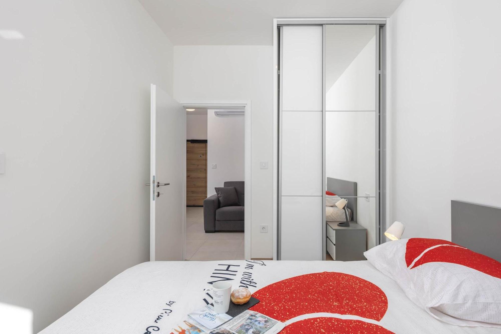 Seafront Villa Andrijana - Happy Rentals 플로민 외부 사진