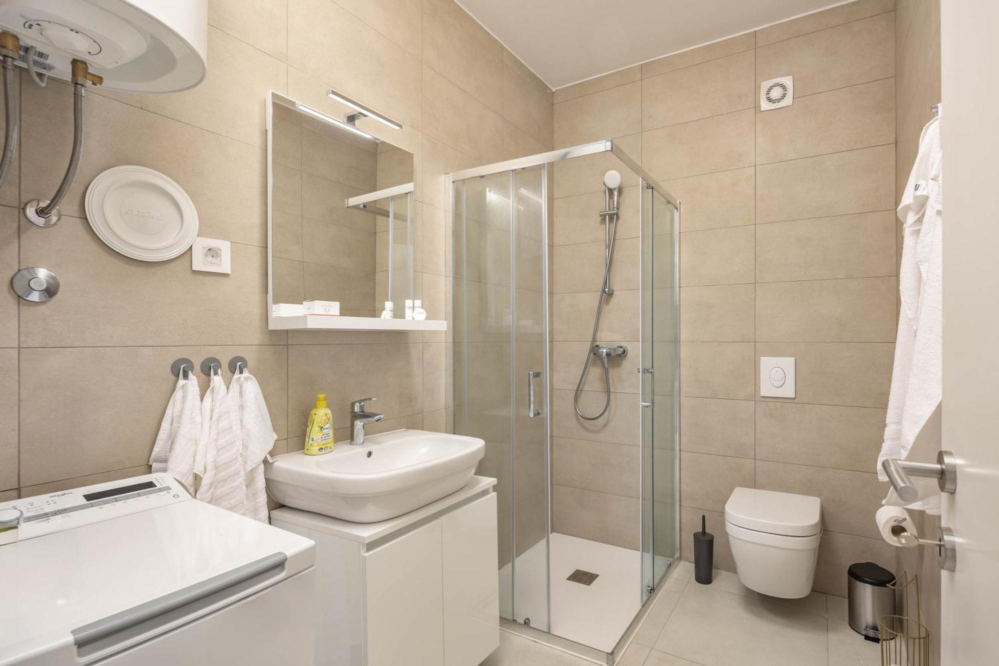 Seafront Villa Andrijana - Happy Rentals 플로민 외부 사진